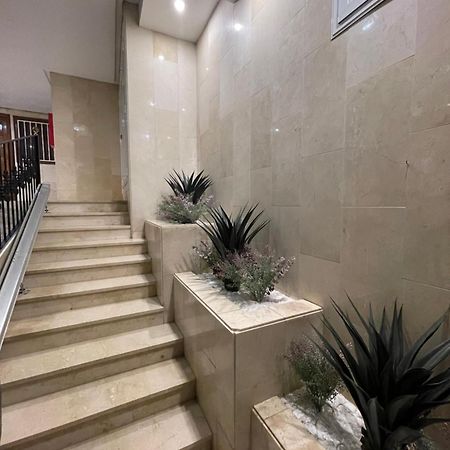 Studio Flat 150M Away From Beach Torrevieja Buitenkant foto