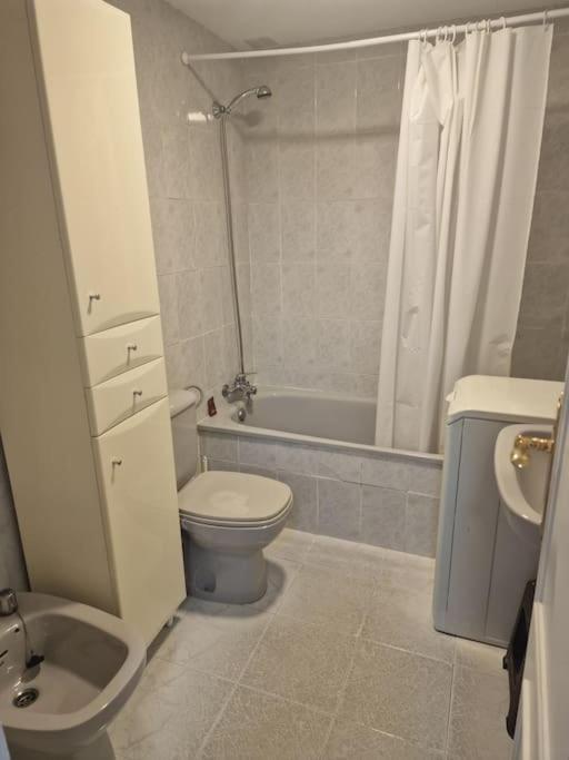 Studio Flat 150M Away From Beach Torrevieja Buitenkant foto