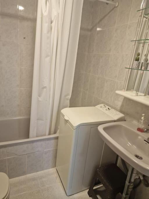 Studio Flat 150M Away From Beach Torrevieja Buitenkant foto